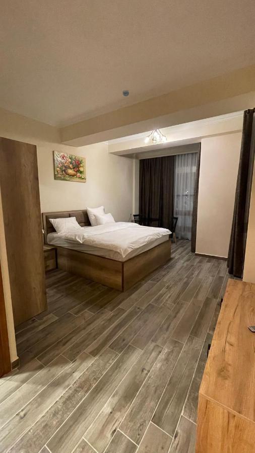 Altunyan Hotel Yerevan Exterior foto